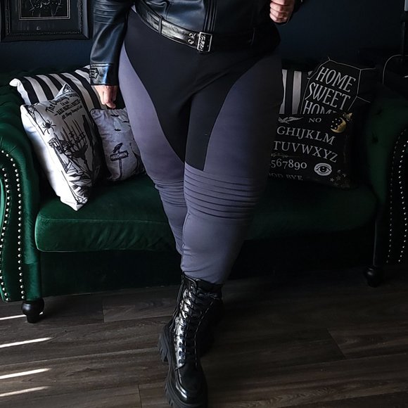 DC Comics The Batman Catwoman Leggings - Picture 1 of 7